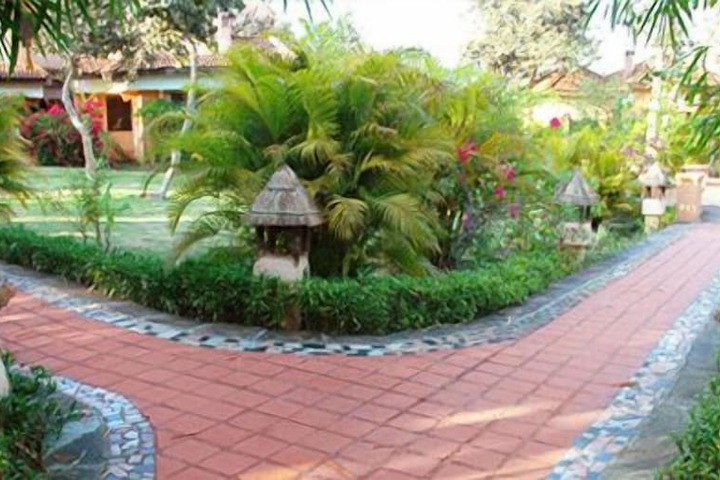 Property Grounds 21 of 28