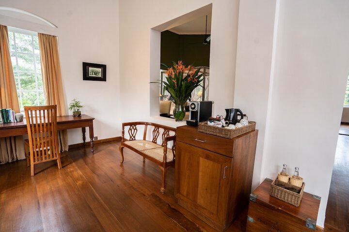 Room 5 of 21