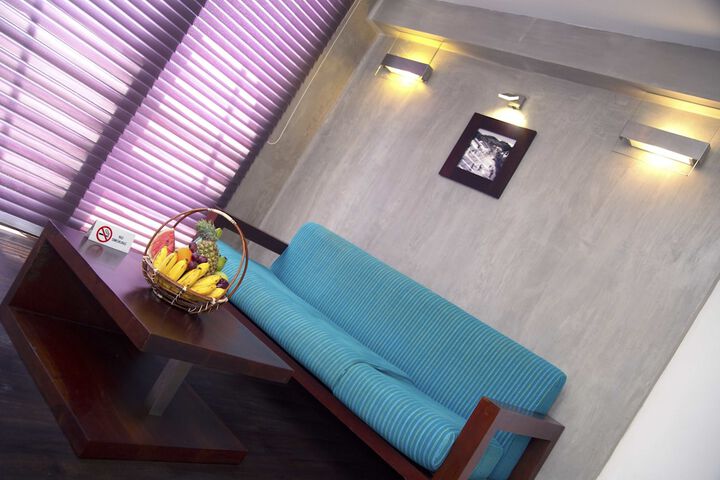 Room 47 of 210