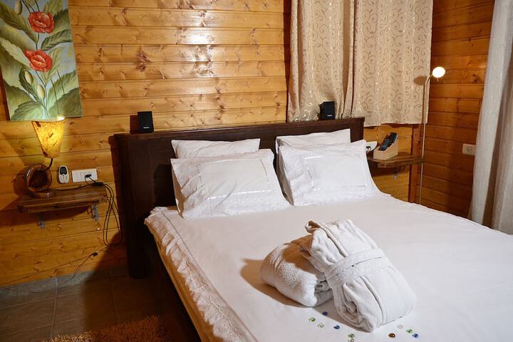 Room 28 of 110