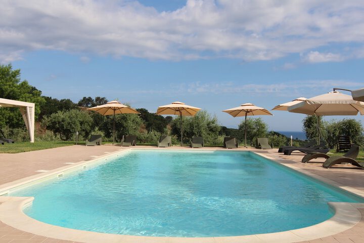 Hotel with Pool