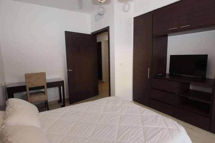 Room 15 of 96
