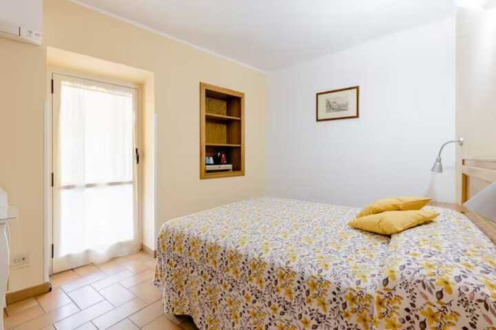 Room 13 of 68
