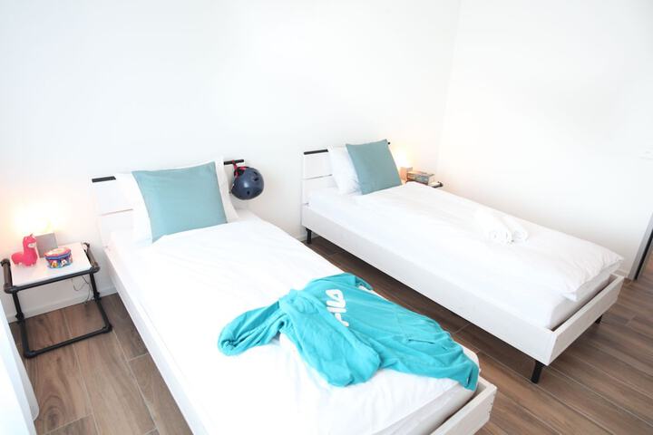 Room 15 of 55