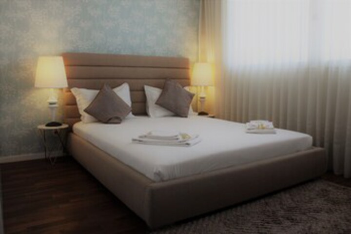Room 43 of 74