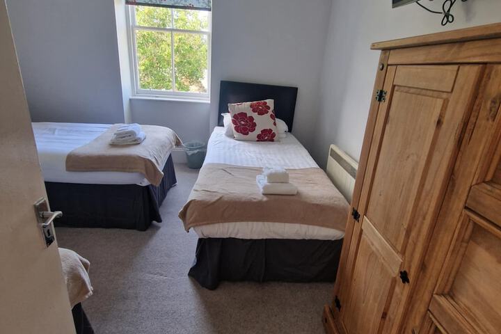 Room 7 of 50