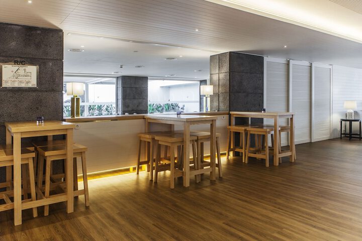 Guest Lobby