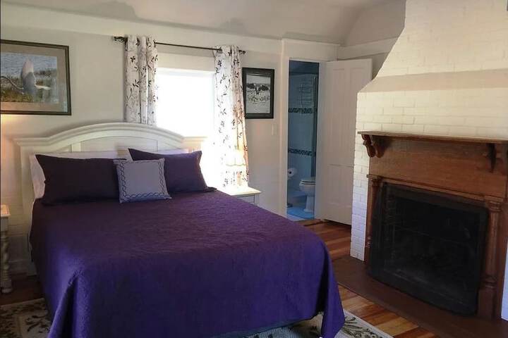 Room 4 of 19