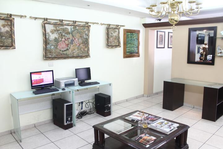 Business Center 49 of 52