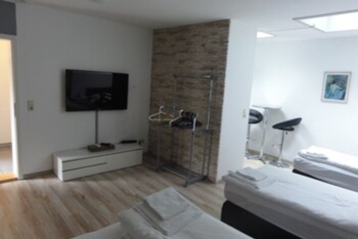 Room 19 of 25