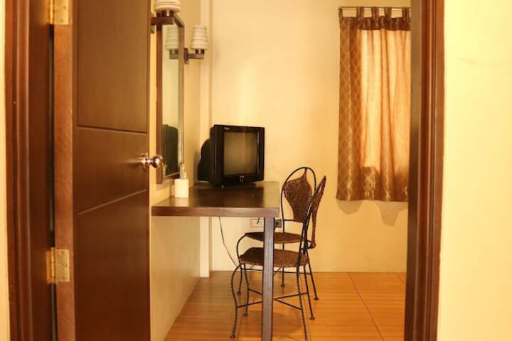 Room 12 of 26