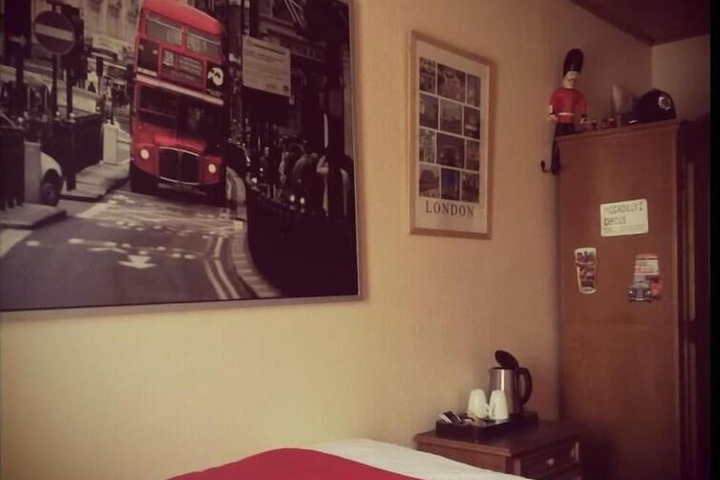 Room 7 of 45