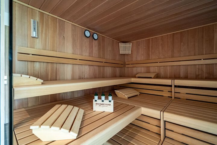 Spa 52 of 67