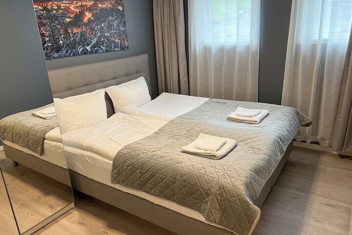 Room 133 of 159