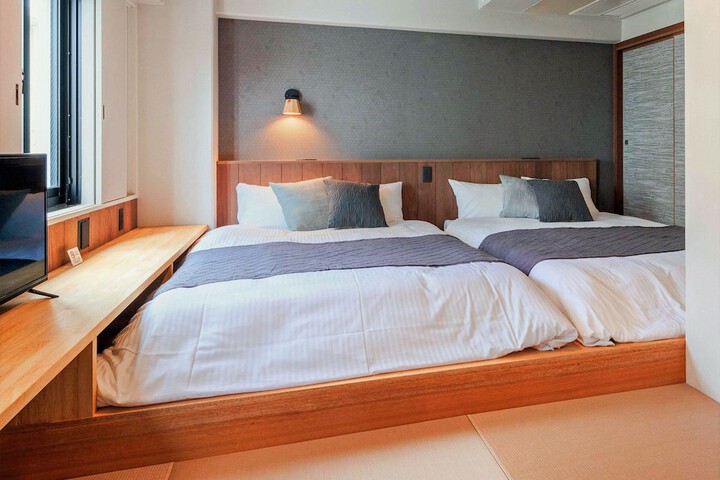 Room 19 of 44