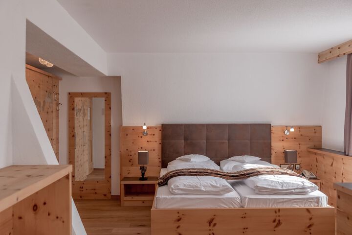 Room 13 of 56
