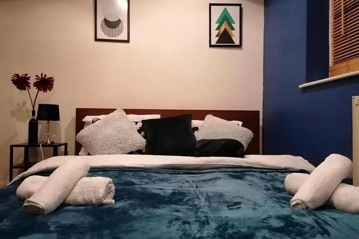 Room 3 of 15