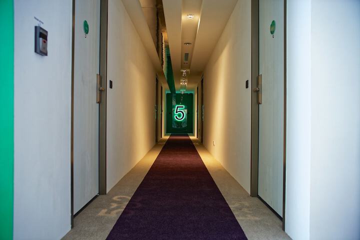 Ballroom/Hall 133 of 160