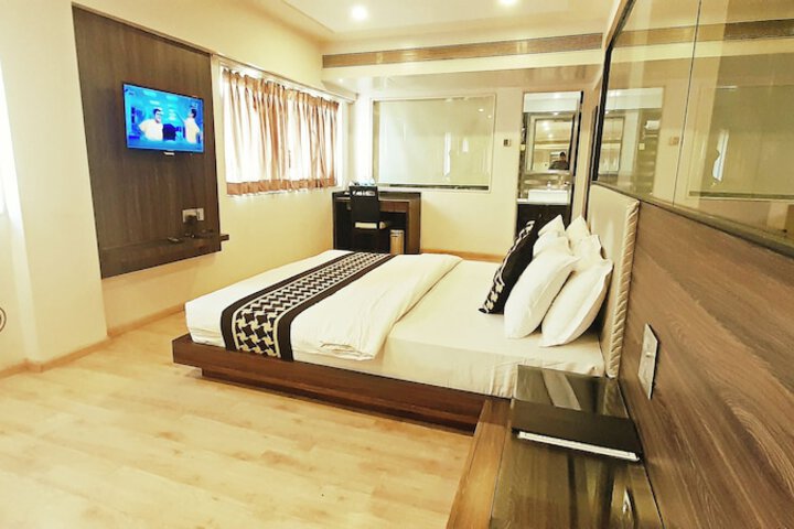 Room 19 of 36