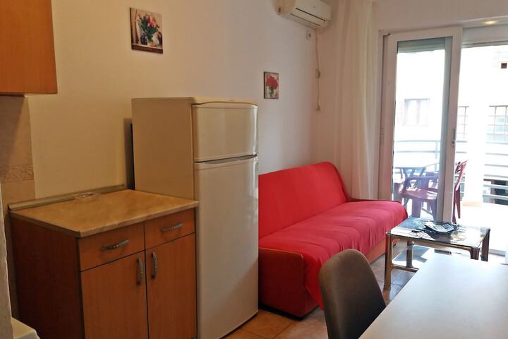Room 10 of 15