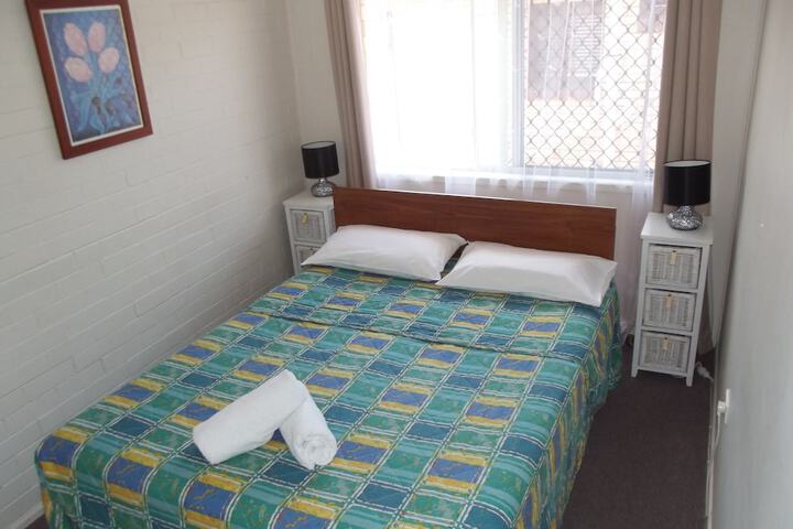 Room 11 of 34