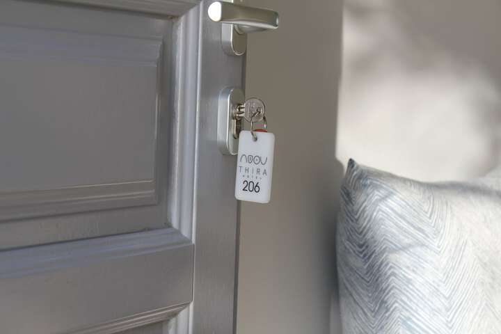 Room 4 of 69