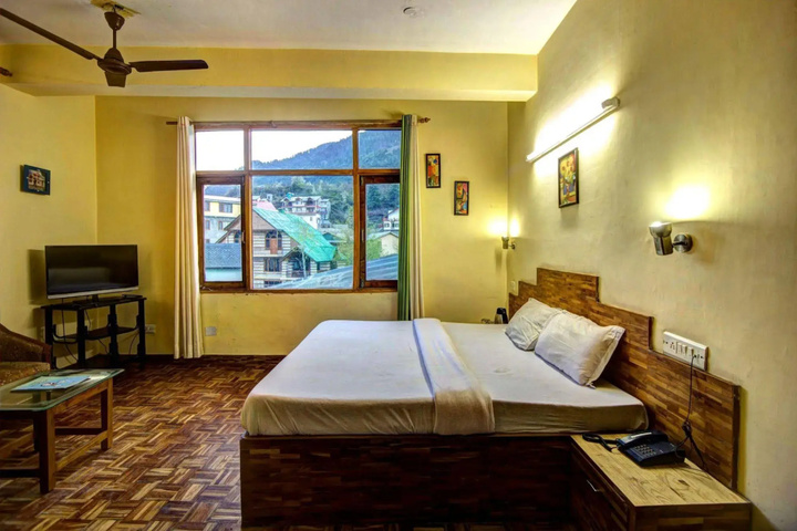 Room 3 of 15