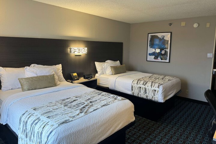 2 Double Beds (9 of 9)