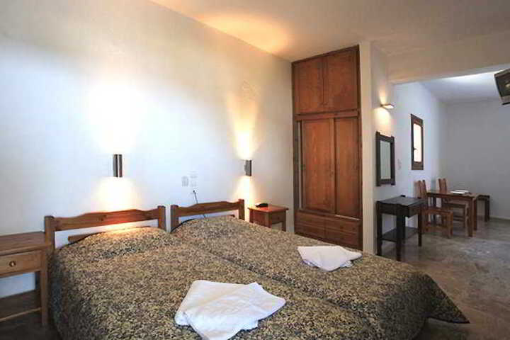 Room 10 of 29