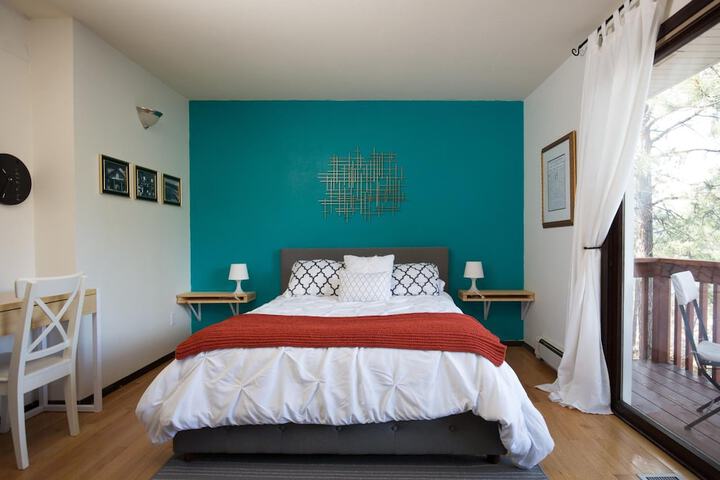 Room 13 of 26