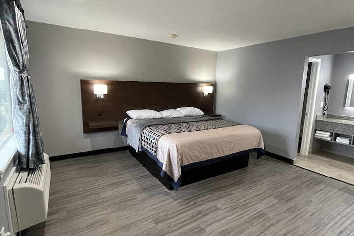 Room 19 of 42