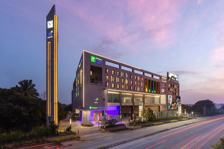 Holiday Inn Express & Suites Bengaluru Old Madras Road by IHG