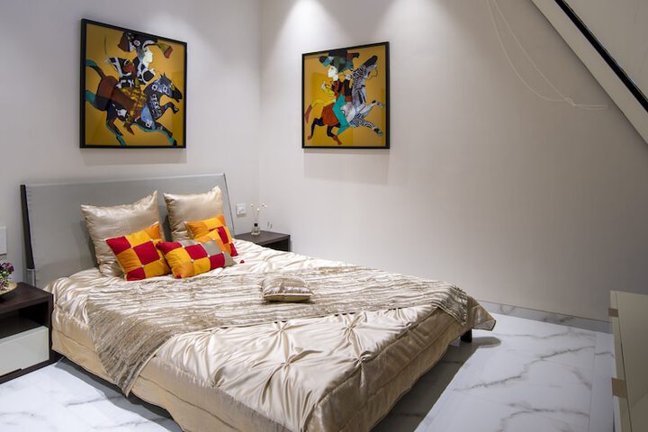 Room 11 of 67