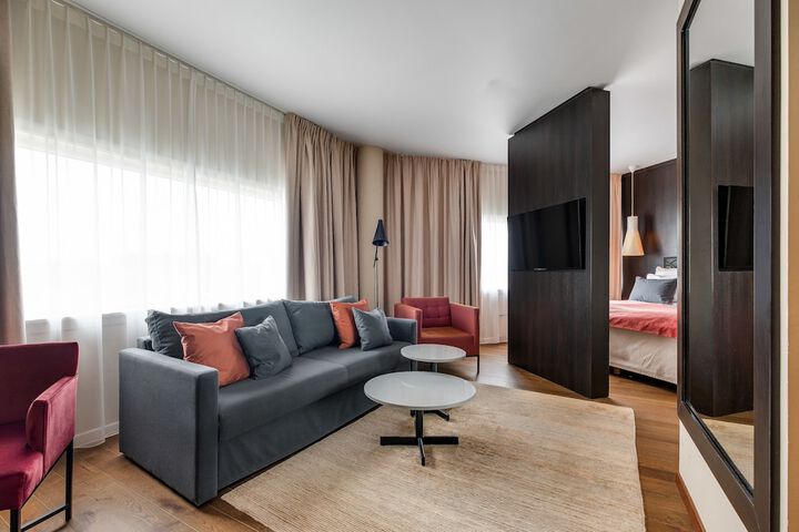 Room 10 of 59