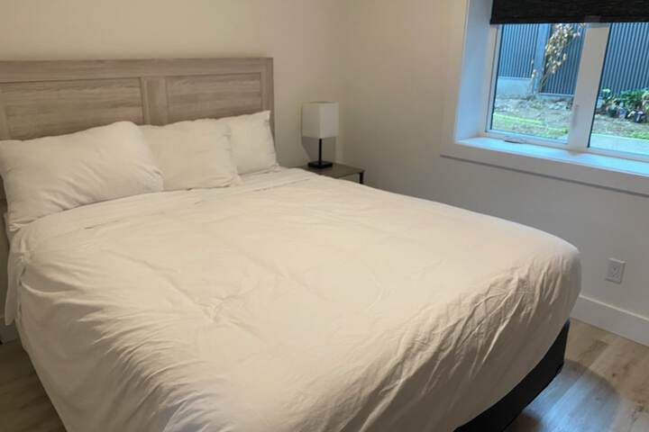 Room 10 of 37