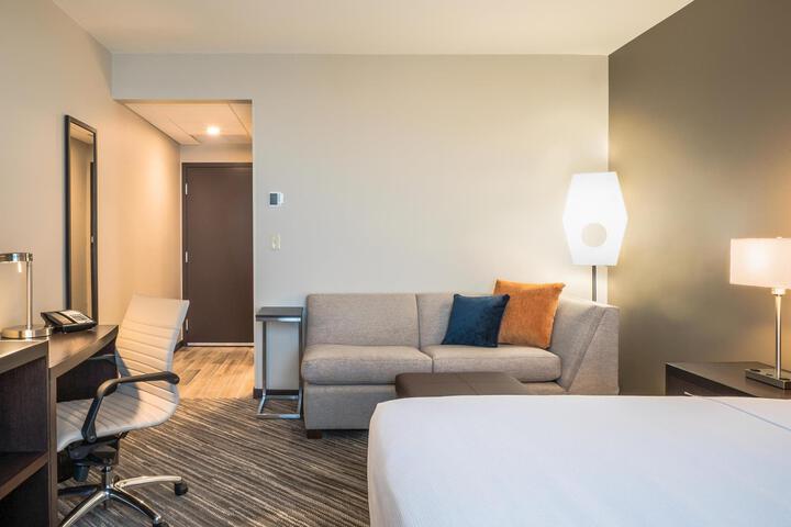 Room 3 of 5