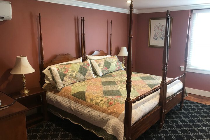 Room 14 of 64