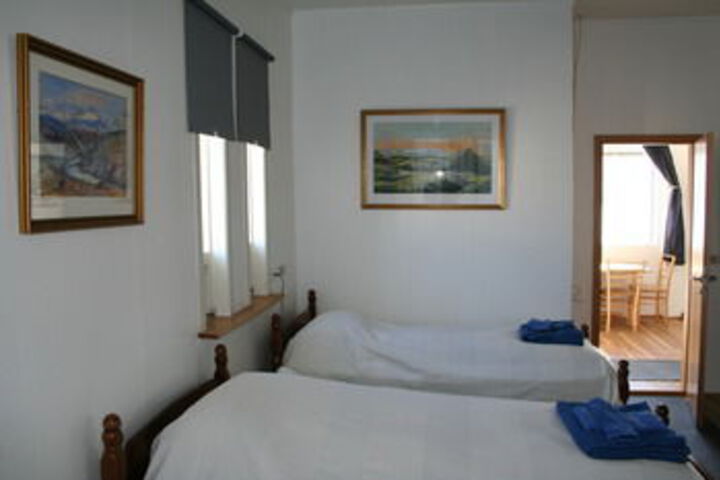Room 80 of 118