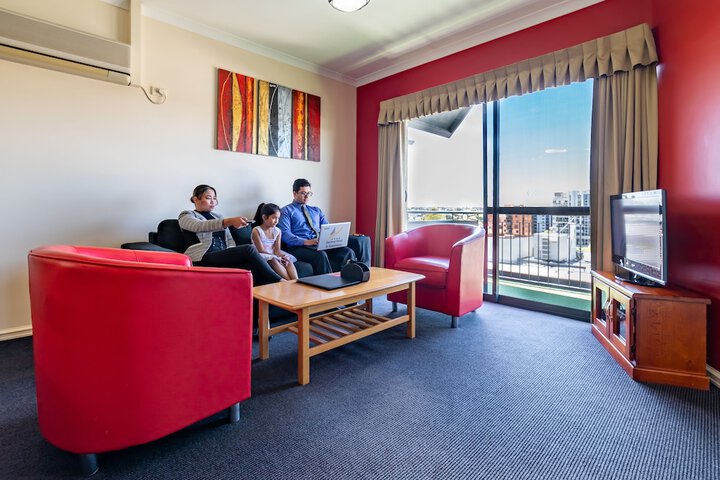 Room 21 of 38