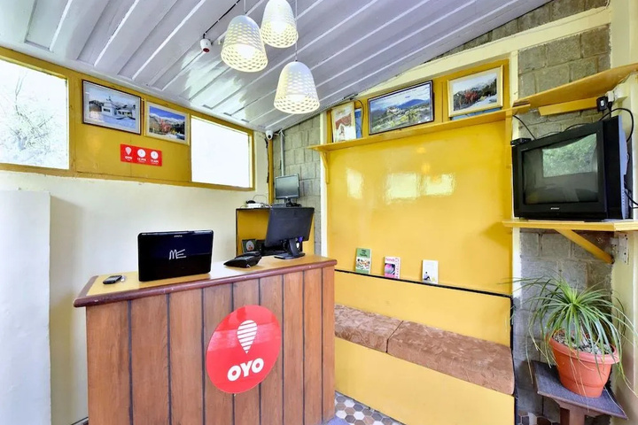 OYO 12907 Hotel Isha Residency