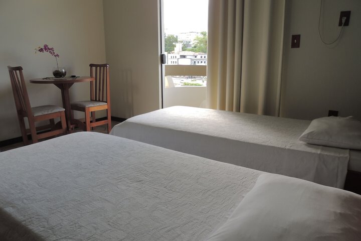 Room 15 of 50
