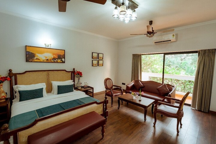 Room 2 of 28