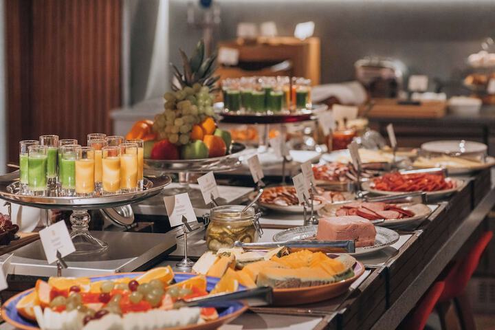 Dining 86 of 116