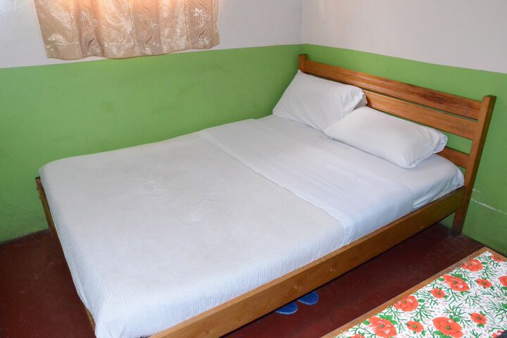 Room 14 of 14