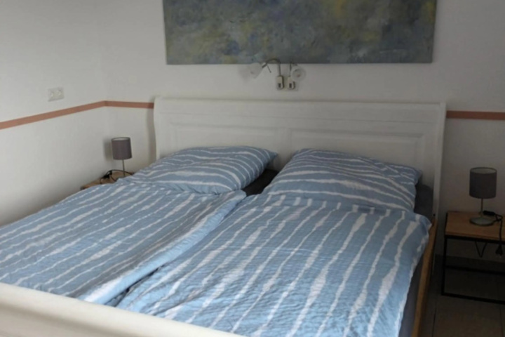 Room 3 of 14