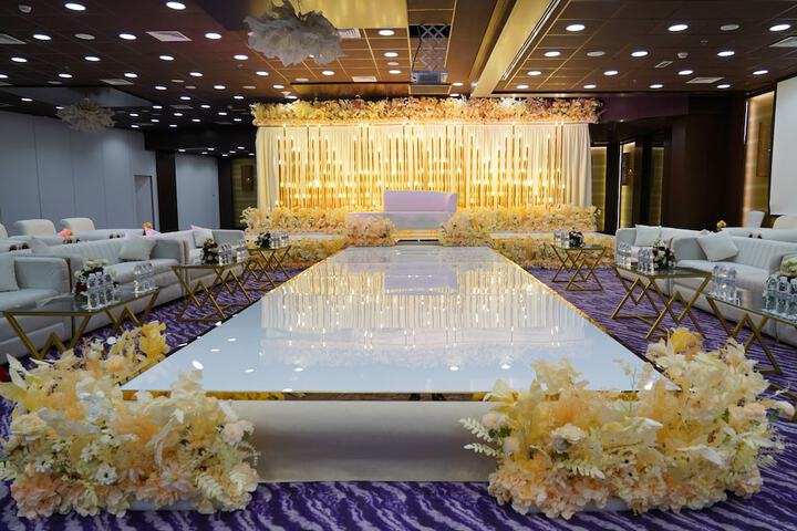 Ballroom/Hall 47 of 55