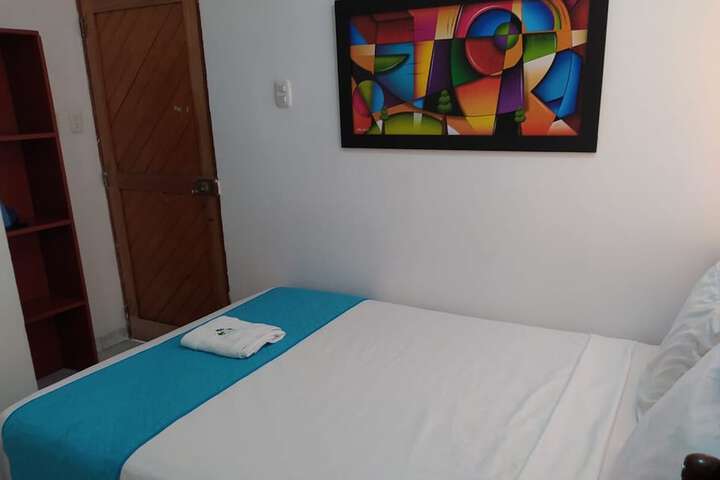 Room 5 of 75