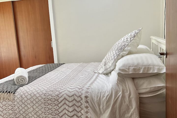 Room 14 of 96