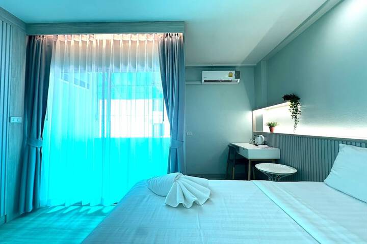 Room 103 of 167