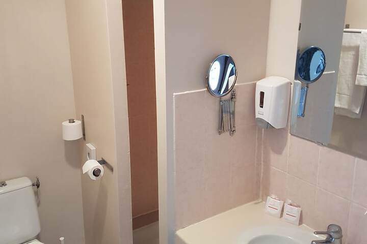 Room 45 of 73